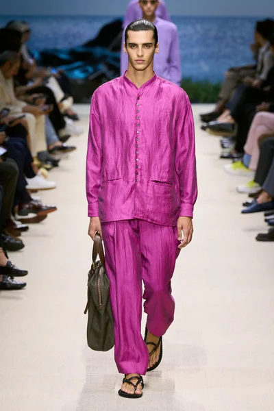 Look 97